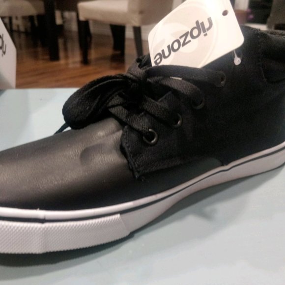 New Ripzone (Mens 8) Kick-Flip hi-top Sneakers - Picture 3 of 6